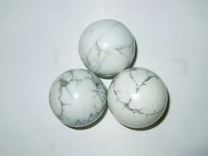 - Sfera Pietra Cristalloterapia - HOWLITE 32 mm - Picture 1 of 1