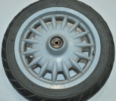 APRILIA HABANA 50 VORDERRAD VORDERREIFEN REIFEN RAD FELGE VORNE WHEEL RIM FRONT - Bild 1 von 4