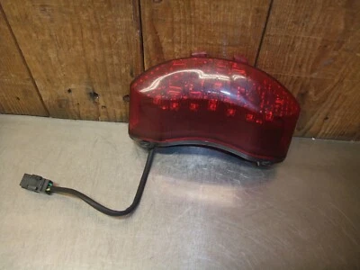 Задний фонарь Triumph Street Triple R 675 2011-12 GWO #235 - Изображение 1 из 4