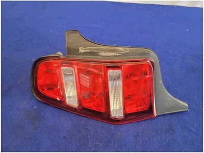 Luz trasera luz 2757 pasajero Ford Mustang GT S197 2010-2012 Foto 1 de 4