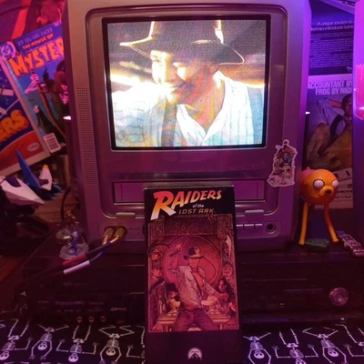 Raiders of the Lost Ark (VHS, 1989 Release of 1981 Version) - Image 1 of 4