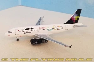 AeroClassics 1:400 A319 Volaris XA-VOC - Picture 1 of 1