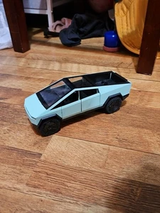 Pastilla Tesla Cybertruck 1:24 modelo de coche moderno juguete de metal hacer sonidos - Imagen 1 de 8