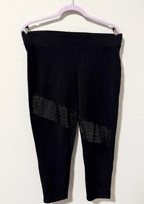 Torrid Size 2 (2X - 18/20) Black Capri Leggings w/ Striped Mesh Combo Pattern - Image 1 of 4