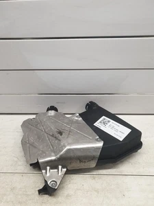 Bmw 5 Series G30 G31 2017-2023 AIR FILTER BOX 8607950 - Picture 1 of 6
