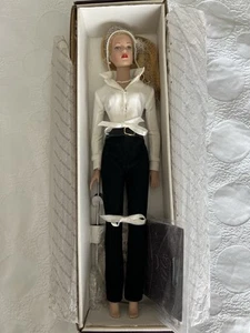 Tyler Wentworth Signature Tonner Fashion Doll AR Blonde TW0304 - Picture 1 of 16