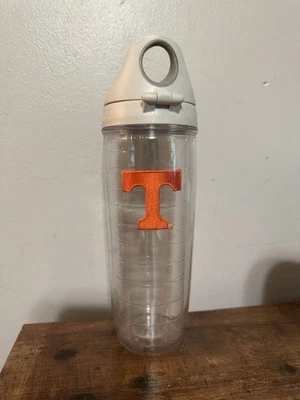Vaso Tervis University of Tennessee 24oz tapa abatible. Bordado. Vols. Usado en excelente estado Foto 1 de 4