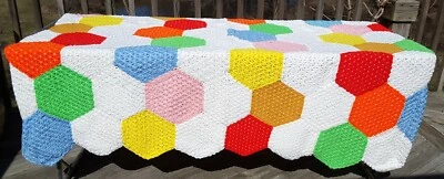 Colcha de cama formas hexaganales 7,5' por 6,5' hecha a mano en telar de regazo multicolor Foto 1 de 4