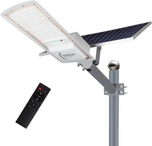 Two (2) 200W Solar Outdoor 18000 Lumens Led Street Light - Picture 1 of 4
