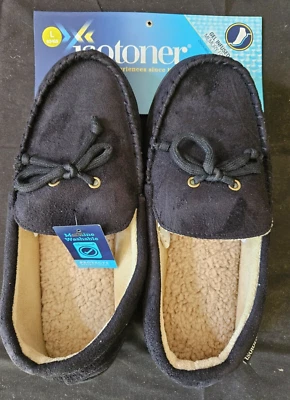 Chinelo ISOTONER Masculino Preto Tamanho 8-9 Gel Infundido Espuma de Memória Preto Microsuede - Imagem 1 de 2