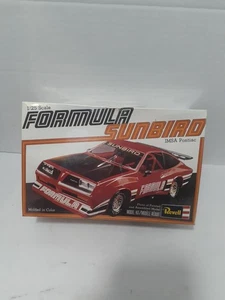 formula sunbird imsa pontiac revell modellino sigillato NUOVO 1/25 scala vintage raro - Foto 1 di 6