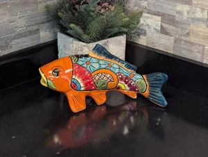 Pesce in ceramica, ceramica Talavera fatto a mano in Messico, decorazione casa pesce, giardino - Foto 1 di 8