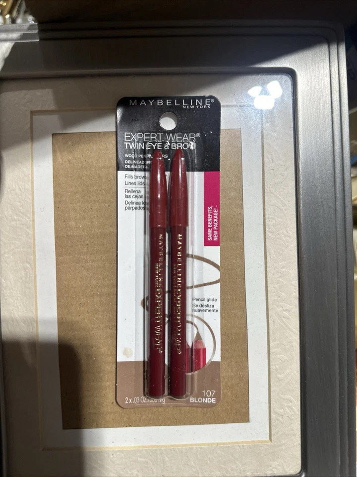 Maybelline Expert Wear Twin Brow and Eye Pencils, 107 Blonde. New - Image 1 of 1