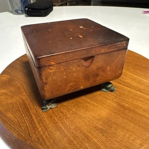 Vintage 60er Jahre schöne Leder Made in Italy Schmuck/Zigarettendose Messing Koi Füße - Bild 1 von 11