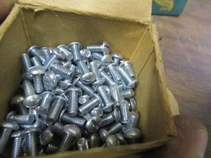 100  #8-32 X 3/8" Slotted Steel Round Head Machine Screws - Picture 1 of 3