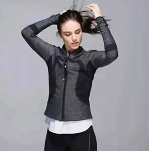 Lululemon Reversible Jacket 'Find Your Bliss' Black /Heather Gray Size 8 W4G22S - Picture 1 of 11