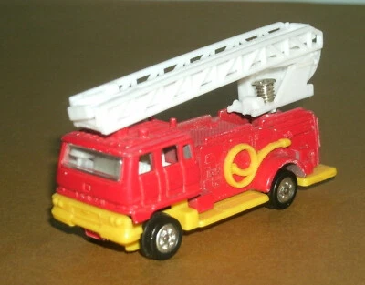 1/110 Scale 1960's Isuzu COE Fire Ladder Truck Diecast Emergency Vehicle - Aviva - Image 1 of 4