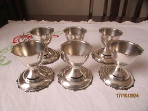 SET OF 6 PERFECTION SILVERPLATE EGGCUPS EGG CUPS WITH SPOON SLOT - Picture 1 of 9