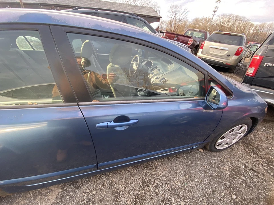 06 07 08 09 10 11 Puerta delantera derecha HONDA CIVIC Foto 1 de 4