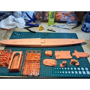 1/350 Hmas Perth (d29) Leander Class Light Cruisers(full Hull/waterline) - Picture 1 of 9