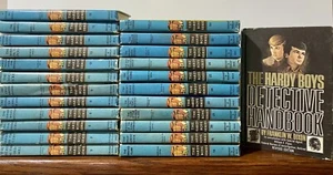 Lot of 23 vintage HB Hardy Boys books & Detective Handbook 1950-70s - Bild 1 von 4