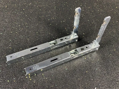 Miele H2265-1 B Einbau-Backofen 2x Scharniere 10351281 #525-11N - Bild 1 von 4