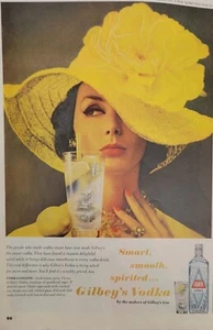 Gilbey's Vodka Collins Años 60 Inteligente Suave Amarillo Limón Mujer Anuncio Impreso De Colección - Imagen 1 de 1