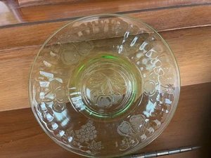 vintage green depression glass plates dishes - Picture 1 of 4
