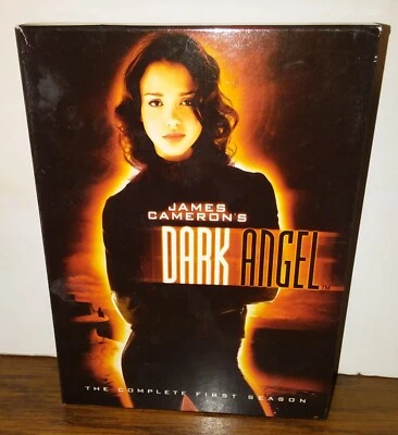 Dark Angel : Complete First Season Collector's Edition 6 Disc DVD Boxed Set 2001 Foto 1 de 4