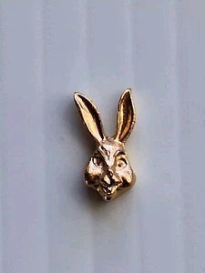 Vintage Stern Stoic Long Earred Rabbit Bust Lapel Pin Gold Tone  - Imagen 1 de 4
