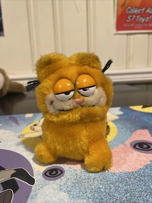 Garfield Plush Dakin Stuffed Animal Toy Figure Vintage 1981 Collectible Small 5" - Image 1 of 4