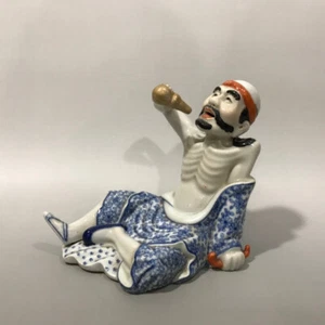 Delicate Collectable Beautiful Chinese Hand Famille Rose Porcelain Figure - Picture 1 of 9