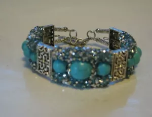 BEAUTIFUL TURQUOISE BRACELET ABOUT 8" LOSBSTER CLAW CLASP WITH FEATHER BRAND NEW - Picture 1 of 4