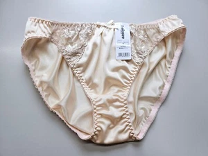 Bikini beige taglia US L/7 giapponese slip nylon lucido liscio tricot fiori pizzo - Foto 1 di 4