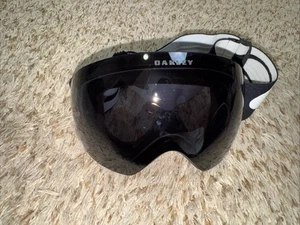 Oakley Flight Deck Snowboard Goggles - Picture 1 of 5