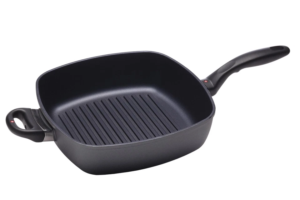 Swiss Diamond 11 x 11 Inch Nonstick Deep Square Grill Pan - Image 1 of 1