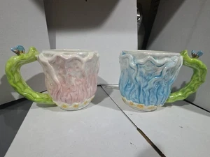 2 x COTTONTALE COLLECTION FLORAL MUG WITH BUTTONFLY HANDLE 4" TALL PINK & Blue - Picture 1 of 2