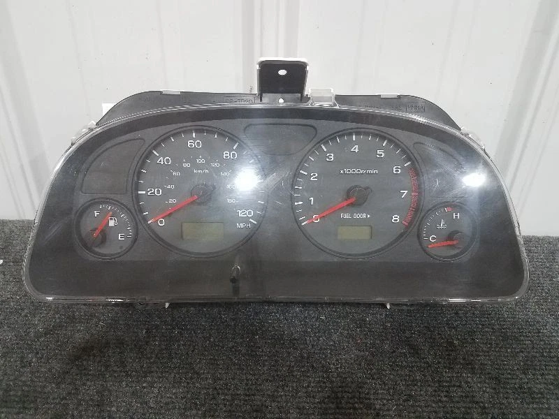 2001 斯巴鲁 Forester(S 型号)速度计集群 - MPH *221K 英里* — 第 1/4 张图片