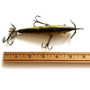 RARE Vintage South Bend Fishing Lure 3 Hook Glass Eye Wood Painted Distressed - Picture 1 of 5