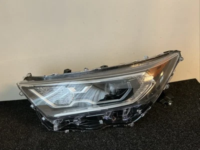 Faro híbrido izquierdo conductor LED L CAPA 2019 2020 2021 Toyota Rav4 Rav-4 Foto 1 de 4