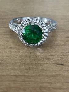 925 Sterling Silver Round Cut Green Gemstone Halo Ring Sz 7 - Picture 1 of 8