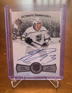 2022-23 Upper Deck Ultimate Collection - Ultimate Signatures Gabe Vilardi #US-GV - Bild 1 von 2