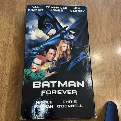 Batman Forever 1995 VHS Warner Home Video, Jim Carrey - Image 1 of 2