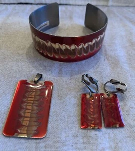 Retro Enamel Bracelet,Pendant, Clip Earrings SET Earthtones Reds, Browns, Golds - Picture 1 of 13