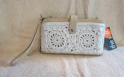 NUEVO CON ETIQUETAS The Sak Iris Smartphone Bandolera Cartera Bambú Medallón Escritura Cartera Foto 1 de 4