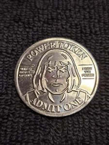 He-Man 2016 Power Con Power Token Moneta Super 7 Masters Of The Universe - Foto 1 di 2