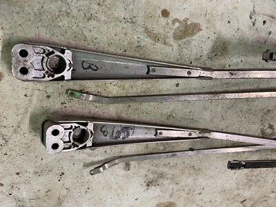  Pontiac Lemans 1970-71 brazos limpiaparabrisas B Foto 1 de 3