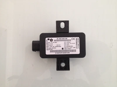 Módulo de monitor de presión de neumáticos usado Jeep Dodge Chrysler 2014-2021 OEM 68219831AB Foto 1 de 4