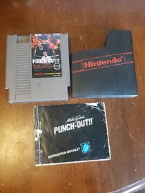 Mike Tyson's Punch Out (Nintendo NES) Authentic Game Cartridge & Manual - TESTED