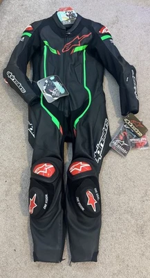 Traje de cuero Alpinestars GP PRO V2 1 PIEZA (TALLA - US 42 EURO 52) Negro Verde Foto 1 de 4